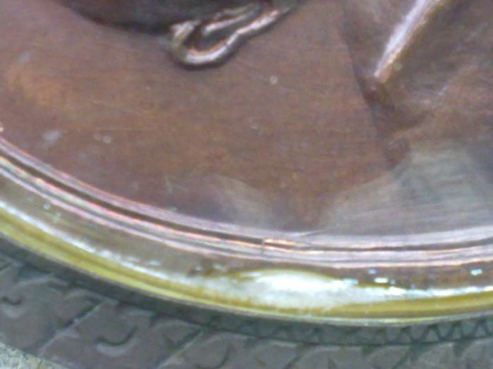 เหรียญหลวงปู่ทิม ออกวัดแม่น้ำคู้เก่า ปี2518 บล็อกนิยมวงเดือน  สภาพสวยมาก