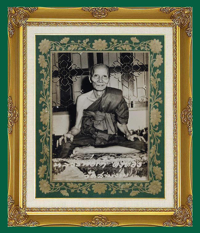 พระขุนแผนพรายคู่ หลวงพ่อเต๋ คงทอง วัดสามง่าม นครปฐม ปี 03 เนื้อดินผสมผงพราย สวยเดิมๆครับ