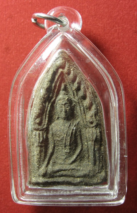 ขุนแผนเนื้อผงว่าน หลังยันต์ หลวงปู่หมุน รุ่นไตรมาส รวยทันใจ ปี 2543