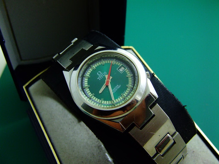 TITUS SWISS MADE