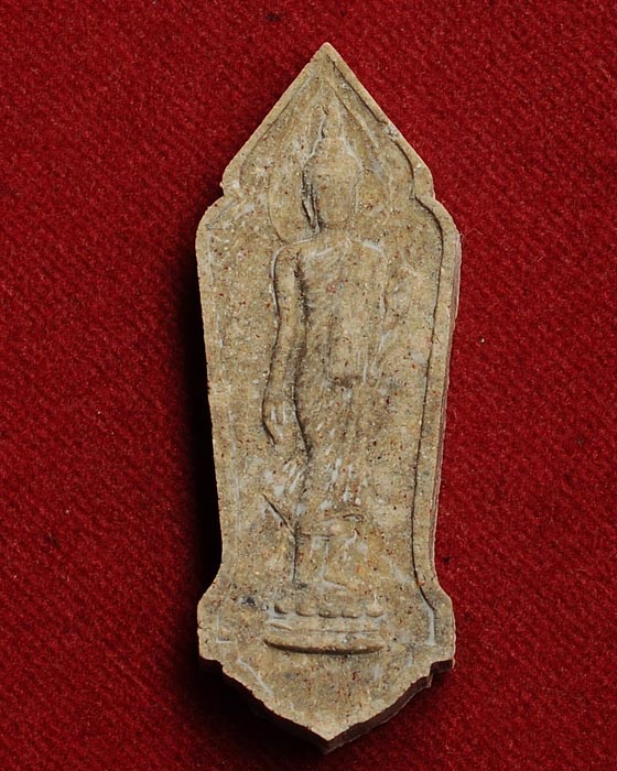 พระลีลาเนื้อว่าน หลวงปู่คำบุ วัดกุดชมภู แจกทานปี51 เนื้อผงว่านมหาพุทธคุณ รุ่นแซยิด 87