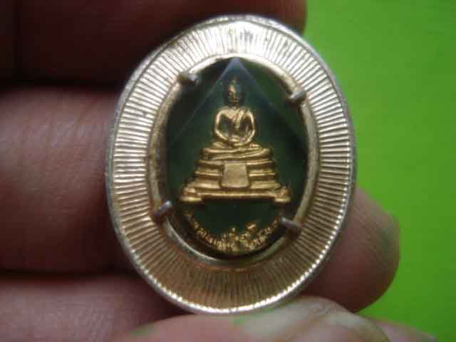 ล็อกเก็ตเข็มกลัดหลวงพ่อโสธร วัดโสธร ฉะเชิงเทรา พ.ศ.2507