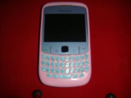 โทรศัพท์มือถือ bb 8520
