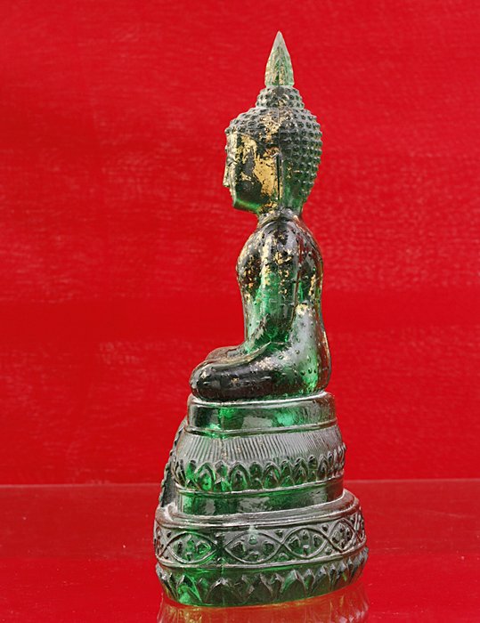 พระบูชาพระแก้วมรกต ฉลอง 25 ศตวรรษ