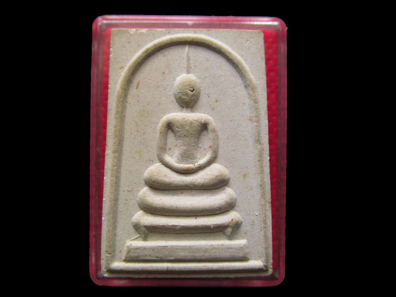 พระสมเด็จหลวงพ่อคูณ ออกวัดคลองดินดำ จังหวัดนครราชสีมา ..เริ่ม20บาท/.Mi.73