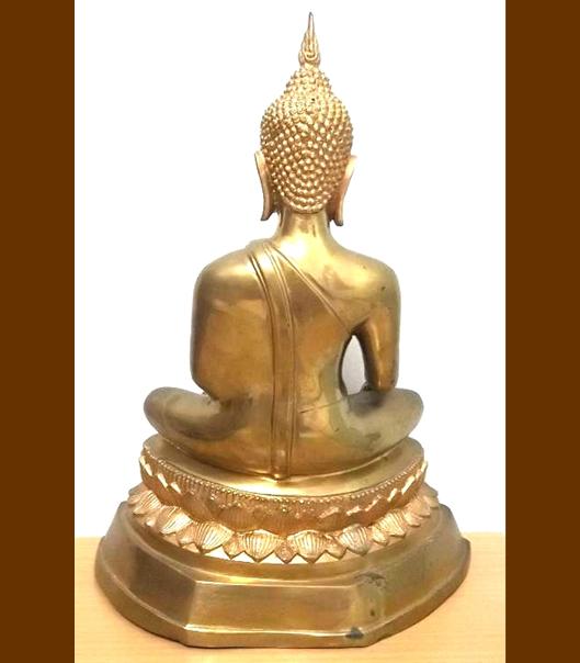 พระบูชาปางมารวิัชัยเนื้อทองเหลือง ผิวหิ้ง หน้าตัก 9 นิ้ว