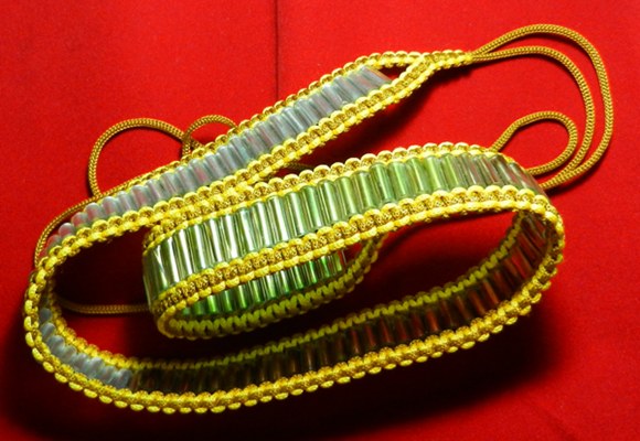 ปรับราคาใหม่ ----> ตะกุดคาดเอว108ดอก3กษัติย์ ถัก2สี หลวงปู่แผ้ว วัดรางหมั่น นครปฐม