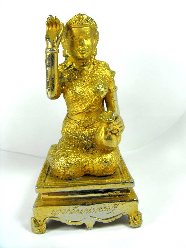 พระบูชานางกวักมหาเศรษฐ๊ หลวงปู่หมุน วัดบ้านจาน "รุ่นมหาเศรษฐี ปี2544"