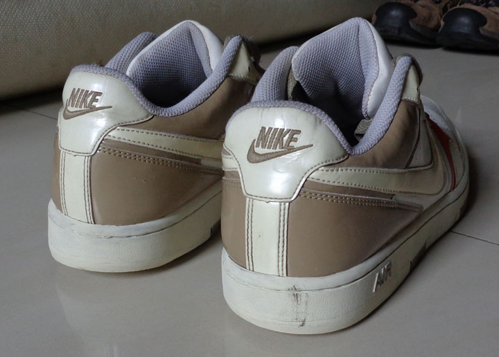 รองเท้า NIKE ของแท้