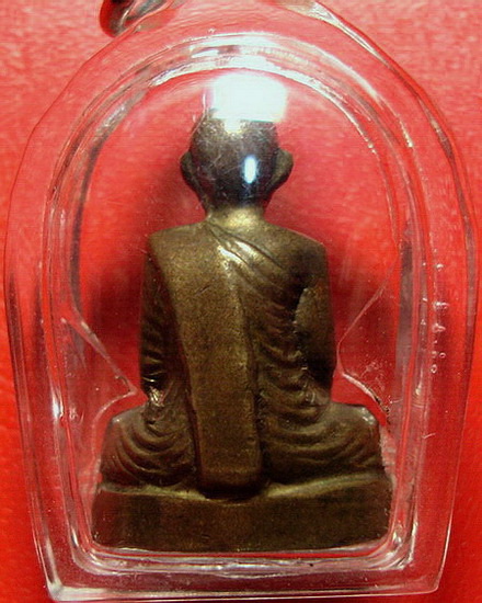 ** รูปหล่อปั๊มหลวงพ่อขอม วัดไผ่โรงวัว จ.สุพรรณบุรี สวยมากค่ะ **