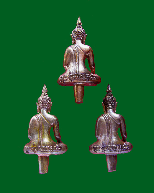พระยอดธง รุ่นคูณมหากุศล ปี2540 เนื้อนวะโลหะ ตอกโค๊ต 3 องค์ เคาะเดียว ชุดที่2