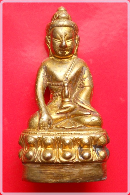 พระกริ่งเจริญพร ก้นลายเซ็นต์ ลพ.จรัญ วัดอัมพวัน จ.สิงห์บุรี โค๊ด ๓๑๖๖