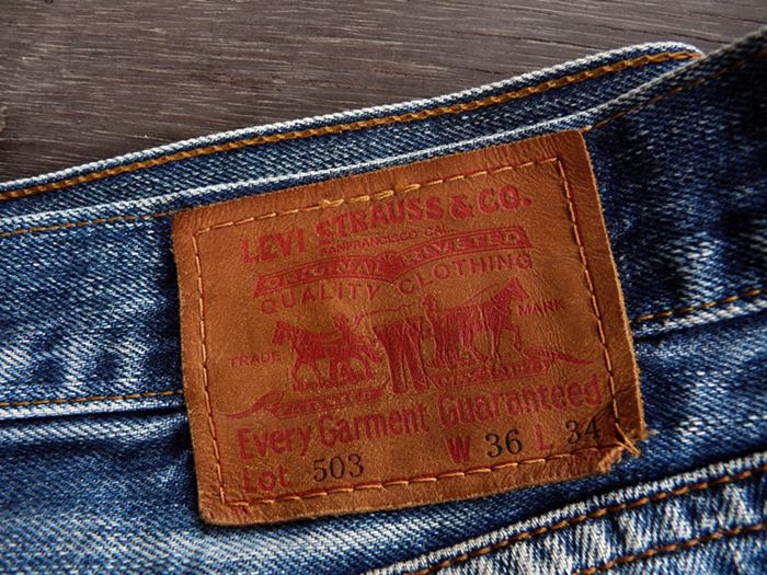 **** เคาะเดียว **** Levis Lot 503 ผ้าด้านขึ้นลายจากการใช้งาน สภาพเซอร์ เอวจริง 37 นิ้ว