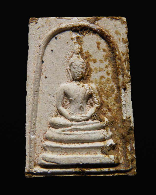 พระสมเด็จ ท่านเจ้าคุณนรรัตน์ สร้างโบสถ์ วัดศรีสำราญ  อ้อมน้อย  จ.นครปฐม  ปี 2513  มีคราบปลวกขึ้น   