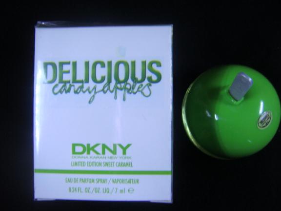 น้ำหอมขวดเล็กน่ารัก DKNY delicious candyapple ขนาด 7 ml e