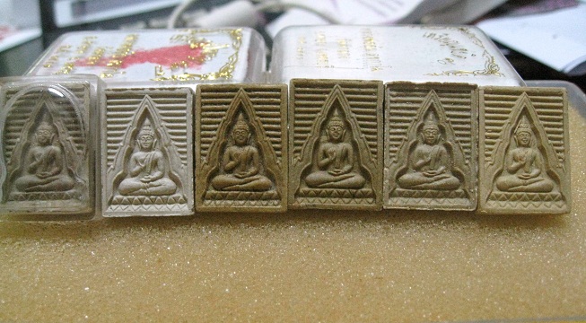 พระผงของขวัญ 6 องค์ ราคาเบาหวิวครับ