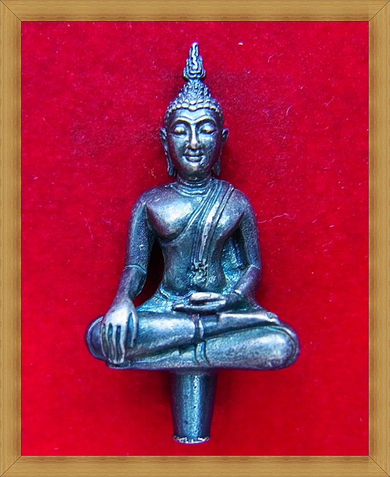 พระยอดธง ลพ.คูณ  เนื้อเงิน รุ่นคูณมหากุศล ปี 40