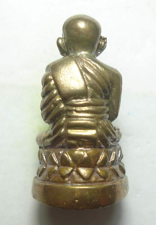 วัดใจ (( เนื้อนวะ ตะกรุดเงิน )) ลป.ทวด พระอาจารย์ทอง วัดสำเภาเชย จ.ปัตตานี (( รูปหล่อพิมพ์บัวรอบ )) 