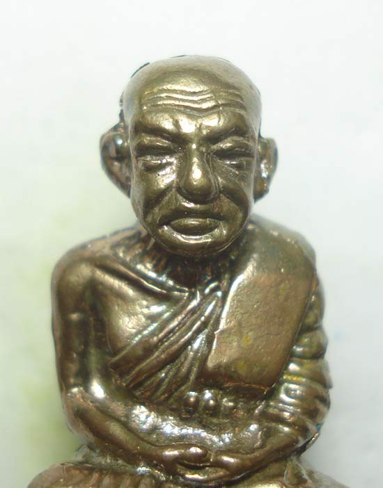 วัดใจ (( เนื้อนวะ ตะกรุดเงิน )) ลป.ทวด พระอาจารย์ทอง วัดสำเภาเชย จ.ปัตตานี (( รูปหล่อพิมพ์บัวรอบ )) 