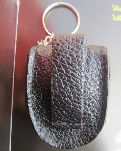 ซองหนังใส่กล้องพระ พร้อมพวงกุญแจ 60 บาท ถูกสุดๆ