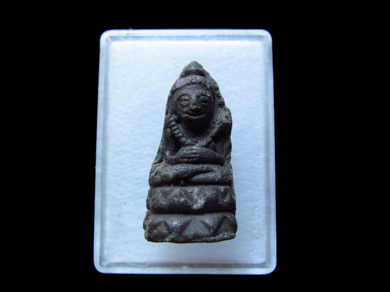 พระผงใบลาน พิมพ์กริ่งบัวเข็ม ไม่ทราบที่ครับ.เริ่ม20บาท/.V145