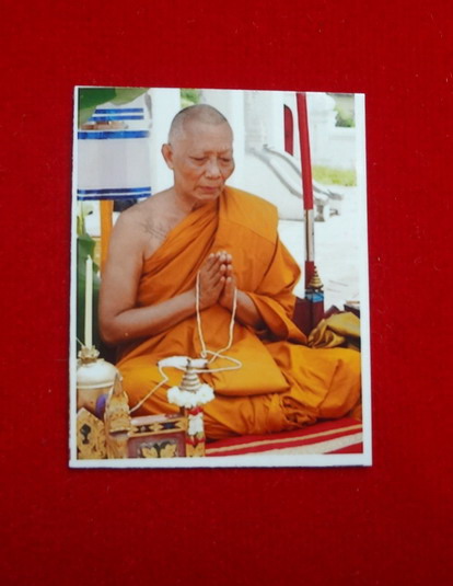++ เคาะเดียว ++ พระปรกใบมะขาม หลวงพ่อสาคร วัดหนองกรับ 4 องค์ และรูปถ่ายหลังยันต์ 4 รูป