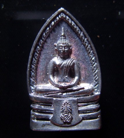  หลวงพ่อพระพุทธโสธร รุ่นสร้างพระอุโบสถ สร้างปี 2540  เนื้อเงินพร้อมกล่อง