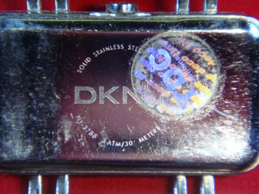 ส่งต่อนาฬิกาข้อมือผู้หญิง dkny ของแท้สภาพเยี่ยม ถูกๆเลยครับ