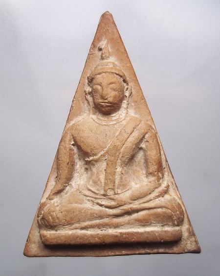 พระสมเด็จนางพญาเสน่ห์จันทร์เนื้อดิน ไม่ทราบเกจิ