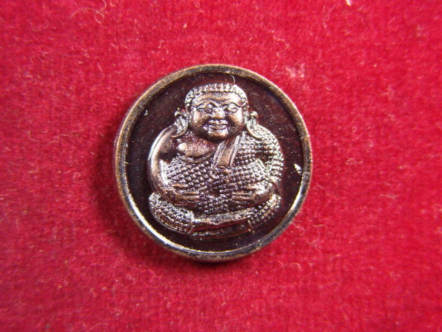 "จ่าสันต์" แดงเคาะเดียว/พระสังกัจจายน์ เม็ดกระดุม วัดสุทัศน์