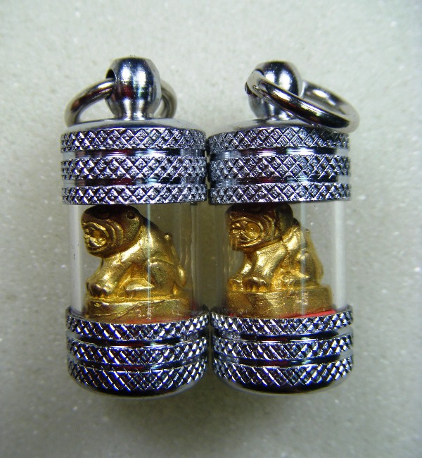 180 บาท 2 ตัวหลวงพ่อเพี้ยน วัดเกริ่นกฐิน ลพบุรี เสืิอจิ๋วตอกโค๊ดพร้อมเลี่ยมสวยๆเคาะเดียวเบาๆ