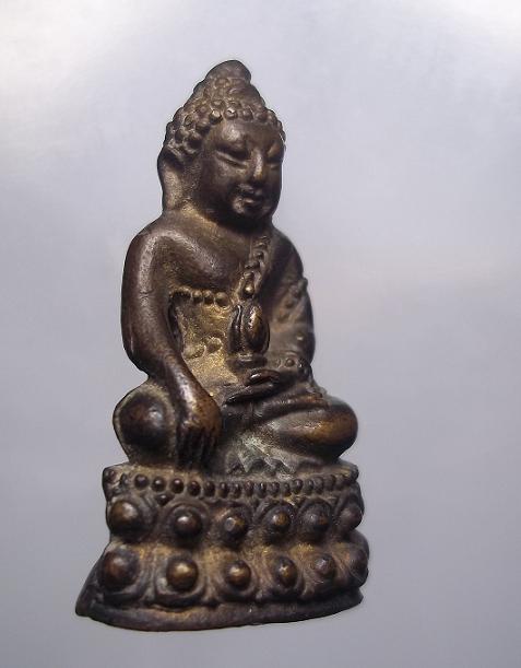 พระกริ่ง โค้ตจีน