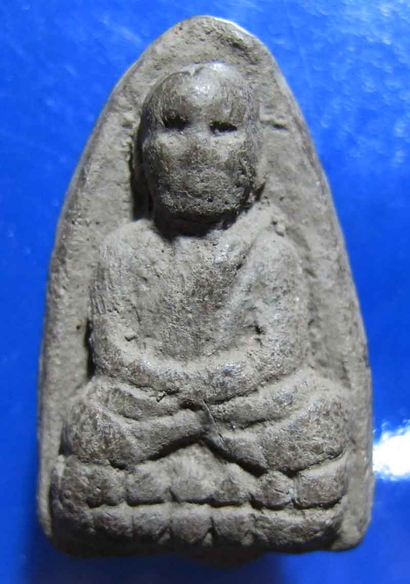 หลวงปู่ทวด พิมพ์ใหญ่ รุ่นสร้างพระตำหนัก ร.๙ อ.ปากพนัง จ.นครศรีธรรมราช ปี 2541