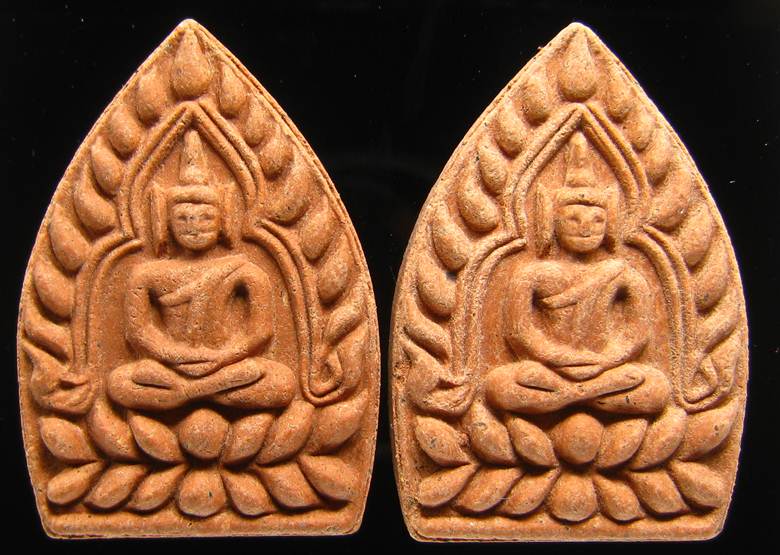 **ที่เดียว 2 องค์ พระผงขมิ้นเศก เจ้าสัวสยาม หลวงพ่อคง วัดกลางบางแก้ว ตะกุดเงิน เคาะเดียวแดง**BD01