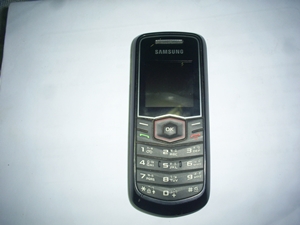 Samsung E1081  เปิดราคาวัดใจครับ 