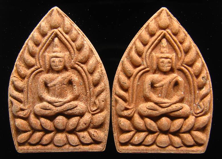 	**ที่เดียว 2 องค์ พระผงขมิ้นเศก เจ้าสัวสยาม หลวงพ่อคง วัดกลางบางแก้ว ตะกุดเงิน เคาะเดียวแดง**BE72