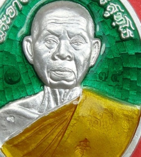 หลวงพ่อคูณอายุยืนครึ่งองค์ เนื้อเงินลงยาเบอร์๗๔