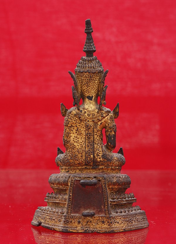 พระบูชารัตนะทรงเครื่อง รักทองเดิม