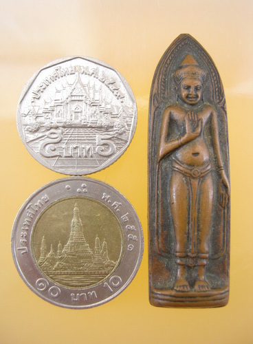 พระร่วงหลังรางปืน วัดพระธาตุดอยสุเทพ เชียงใหม่ 2515 หลังเจดีย์จม