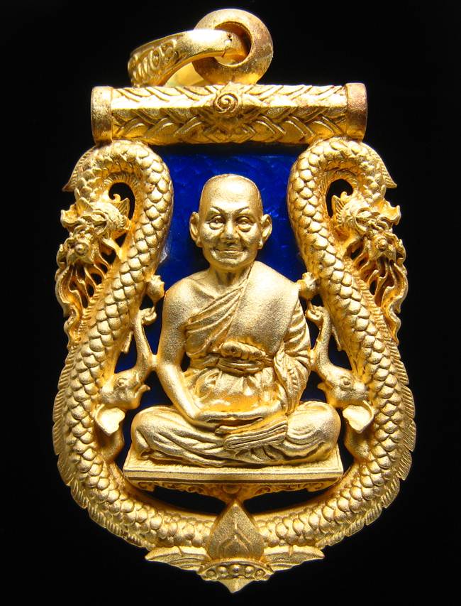 **สุดสวย เสมาฉลุ นฤมิตรโชค หลวงพ่อจรัญ เนื้อบรอนซ์ ชุบทองไมครอนลงยา เลข 188 เคาะเดียวแดง**