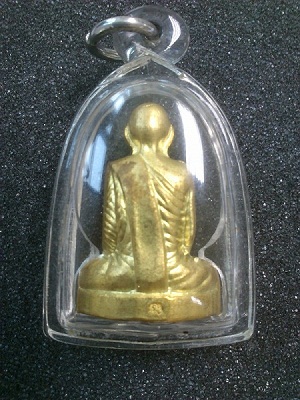 รูปเหมือนปั๊มหลวงพ่อฉาบ9มง​คล