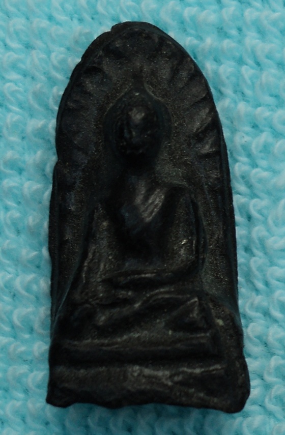 พระรอด 