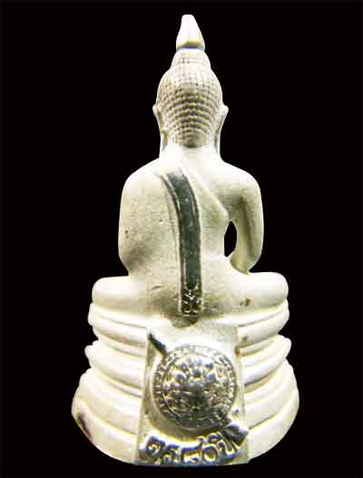 หลวงพ่อโสธร รุ่น 80 ปี กรมตำรวจ เนื้อเงิน องค์ที่ 2