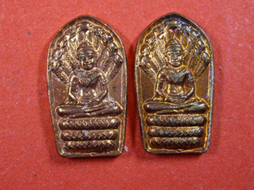 พระนาคปรกใบมะขาม หลวงปู่หลิว วัดไร่แตงทอง เนื้อทองแดง 