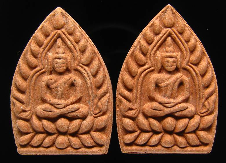 **ที่เดียว 2 องค์ พระผงขมิ้นเศก เจ้าสัวสยาม หลวงพ่อคง วัดกลางบางแก้ว ตะกุดเงิน เคาะเดียวแดง**BG51