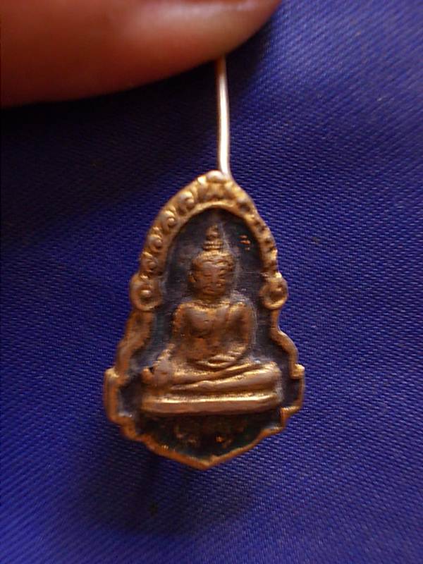 ถูกๆ..20 บาท..ทุกรายการ..เหรียญเข็มกลัดพระพุทธ ไม่ทราบวัด