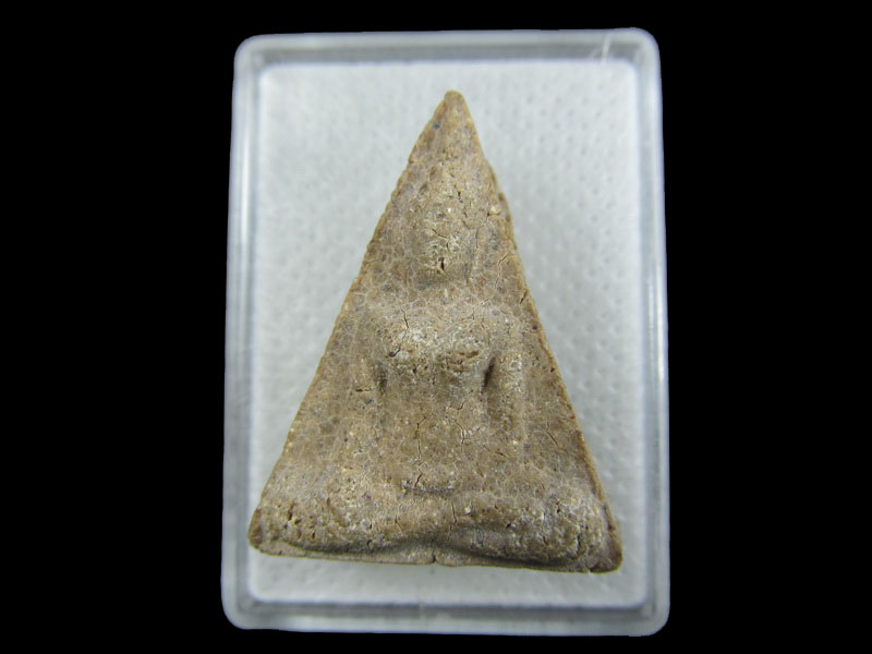 พระนางพญาเนื้อผง ไม่ทราบวัดครับ.เริ่ม20บาท/.W-68