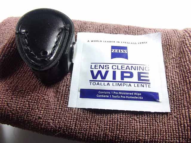 กล้องมืออาชีพกล้อง*** Zeiss-D40*** แถมฟรีซองหนังและผ้าเช็ดเลนส์อย่างดี+แผ่นทำความสะอาดเลนส์ของZeiss