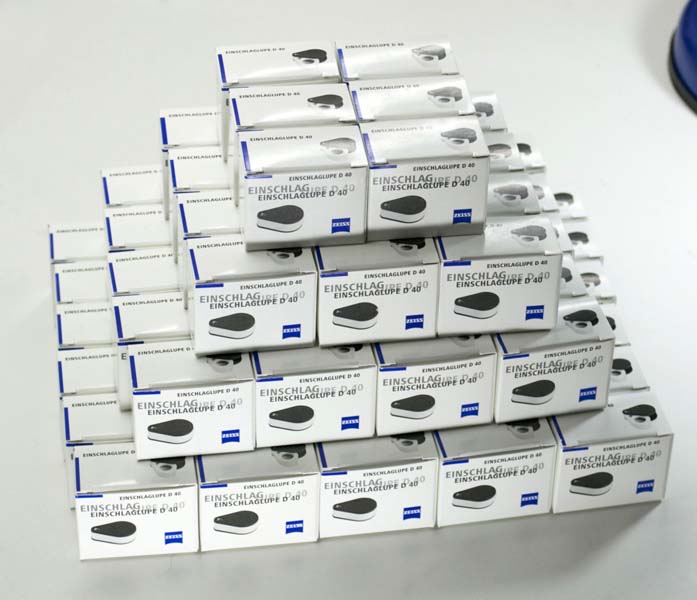 กล้องมืออาชีพกล้อง*** Zeiss-D40*** แถมฟรีซองหนังและผ้าเช็ดเลนส์อย่างดี+แผ่นทำความสะอาดเลนส์ของZeiss