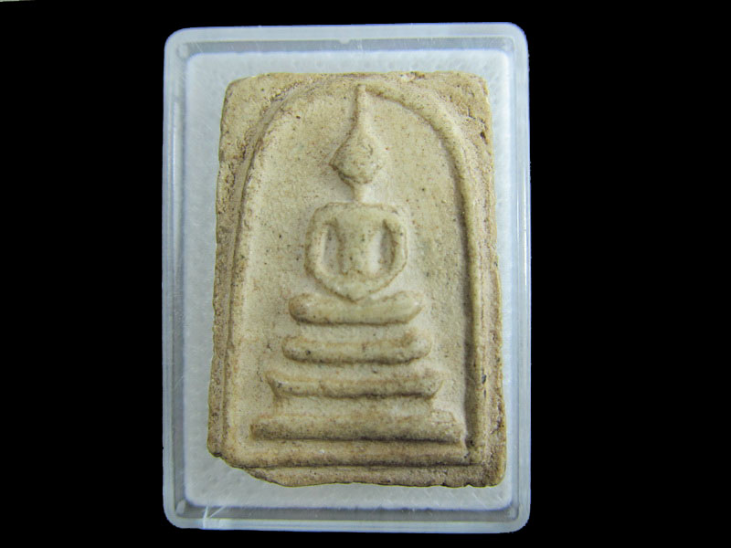 พระสมเด็จ ไม่ทราบวัด ขนาด( 2.2 X 3.2 cm)..เริ่ม20บาท/.W-97